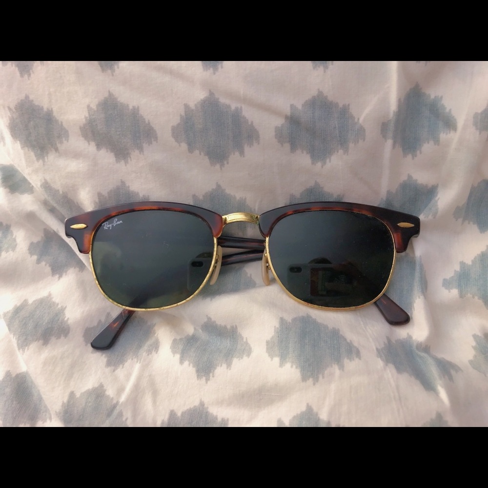 Ray-Ban sunglasses *ON HOLD PLZ DO NOT PURCHASE*